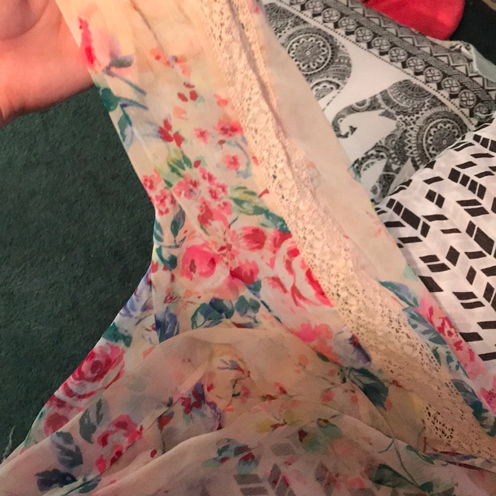Floral - Picture 2 of 3